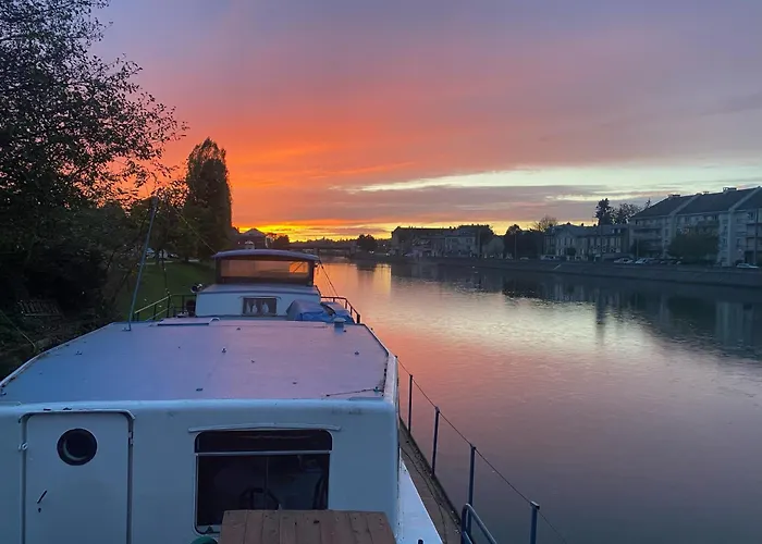 Peniche A 25 Mn De Paris